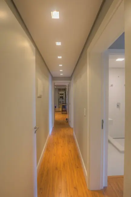 Foto 7 de Apartamento com 3 quartos à venda, 311m2 em Vila Assunção, Porto Alegre - RS