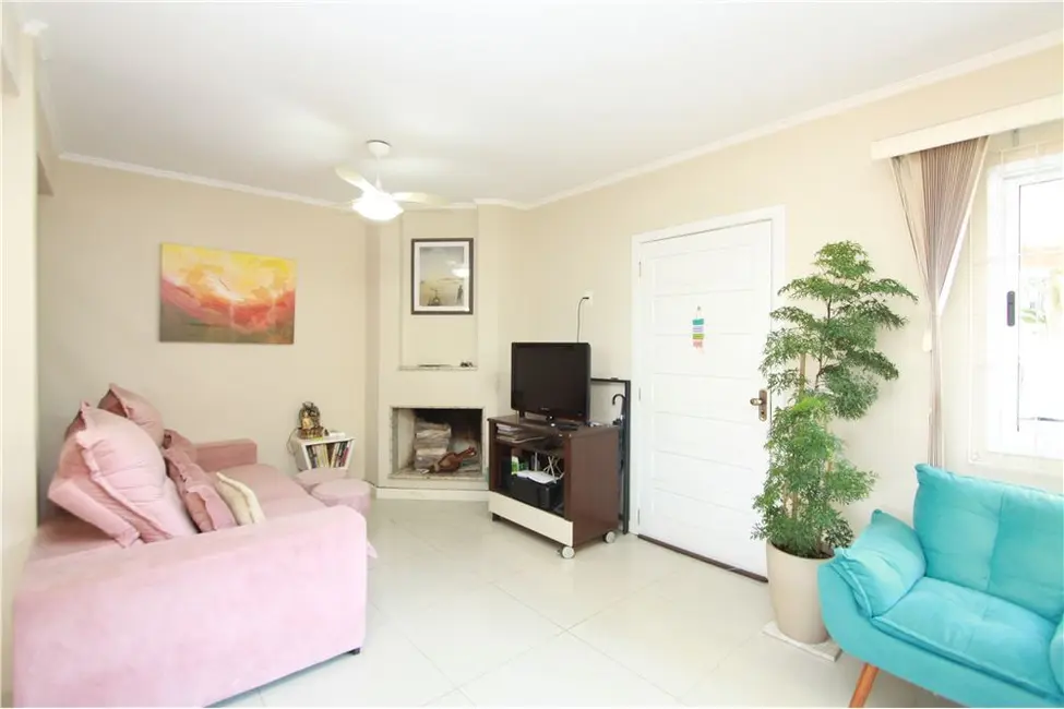 Casa com 3 quartos à venda, 175m2 em Mário Quintana, Porto Alegre - RS - imagem 6 Foto 6 de Casa com 3 quartos à venda, 175m2 em Mário Quintana, Porto Alegre - RS