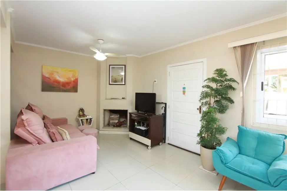 Casa com 3 quartos à venda, 175m2 em Mário Quintana, Porto Alegre - RS - imagem 7 Foto 7 de Casa com 3 quartos à venda, 175m2 em Mário Quintana, Porto Alegre - RS