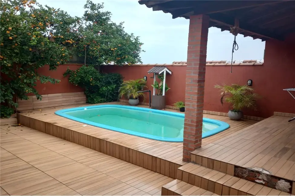 Casa com 3 quartos à venda, 140m2 em Parque Santa Fé, Porto Alegre - RS - imagem 5 Foto 5 de Casa com 3 quartos à venda, 140m2 em Parque Santa Fé, Porto Alegre - RS