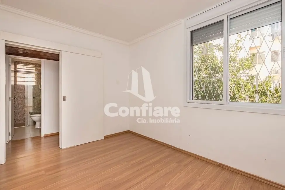 Apartamento com 3 quartos à venda, 60m2 em Santo Antônio, Porto Alegre - RS - imagem 3 Foto 3 de Apartamento com 3 quartos à venda, 60m2 em Santo Antônio, Porto Alegre - RS
