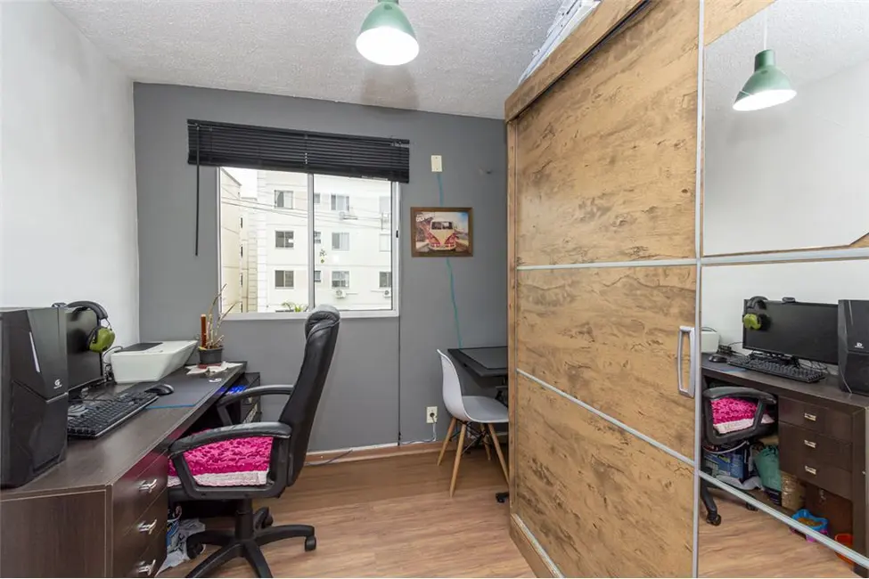 Apartamento com 2 quartos à venda, 42m2 em São José, Canoas - RS - imagem 6 Foto 6 de Apartamento com 2 quartos à venda, 42m2 em São José, Canoas - RS