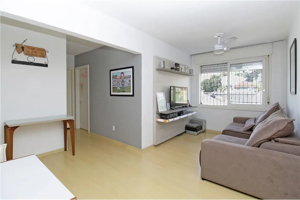 Foto 2 de Apartamento com 2 quartos à venda, 69m2 em Vila Jardim, Porto Alegre - RS