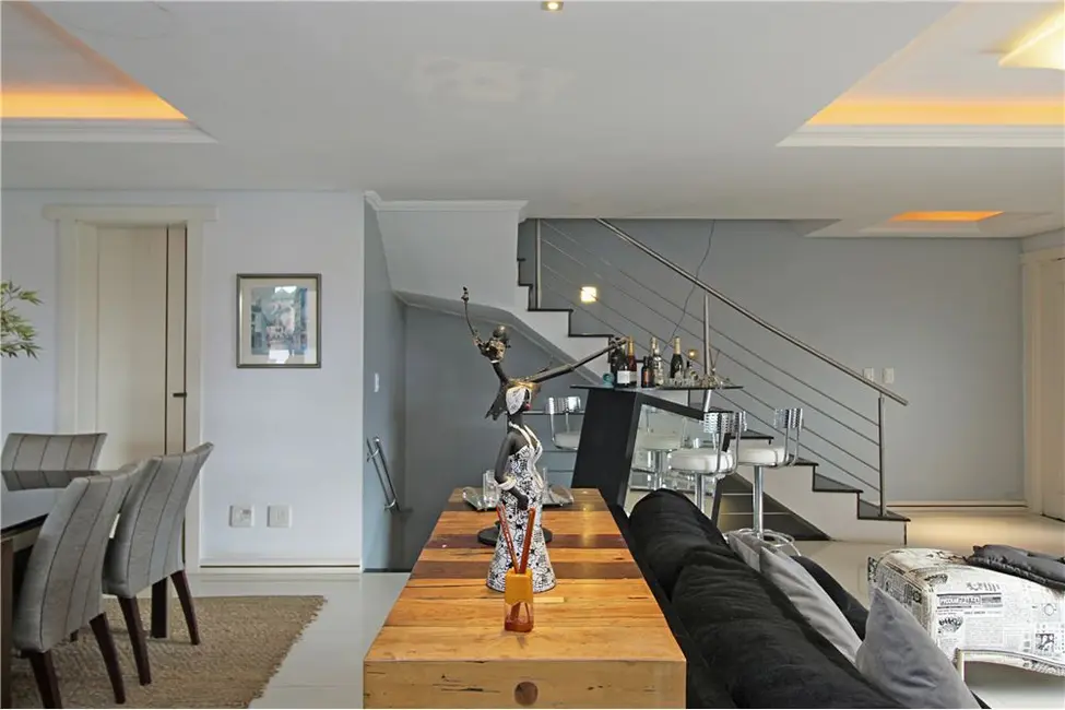 Casa com 4 quartos à venda, 380m2 em São Lucas, Viamao - RS - imagem 6 Foto 6 de Casa com 4 quartos à venda, 380m2 em São Lucas, Viamao - RS