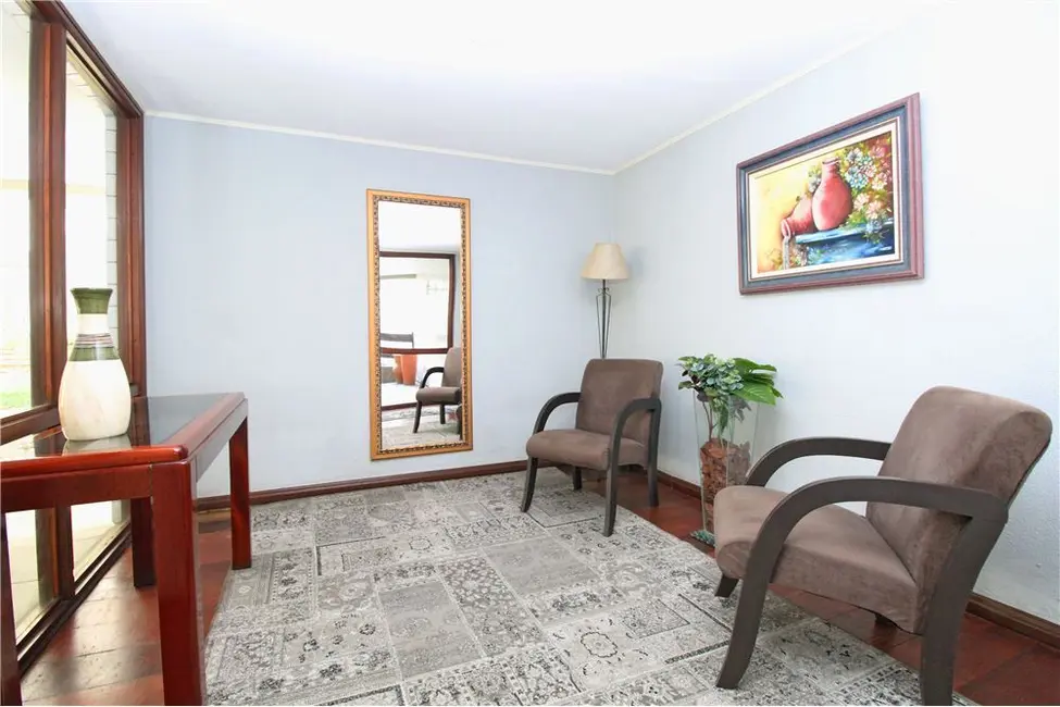 Apartamento com 2 quartos à venda, 82m2 em Menino Deus, Porto Alegre - RS - imagem 4 Foto 4 de Apartamento com 2 quartos à venda, 82m2 em Menino Deus, Porto Alegre - RS