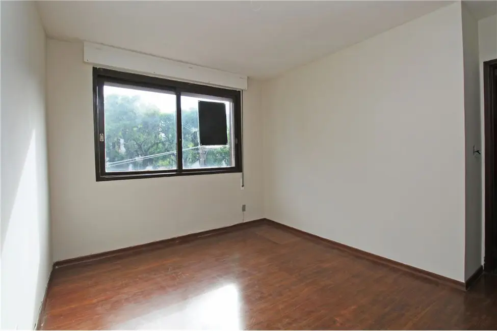 Apartamento com 2 quartos à venda, 82m2 em Menino Deus, Porto Alegre - RS - imagem 9 Foto 9 de Apartamento com 2 quartos à venda, 82m2 em Menino Deus, Porto Alegre - RS