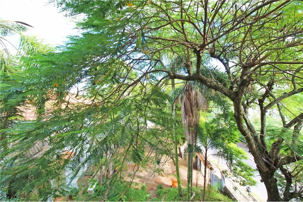 Apartamento com 2 quartos à venda, 82m2 em Menino Deus, Porto Alegre - RS - imagem 8 Foto 8 de Apartamento com 2 quartos à venda, 82m2 em Menino Deus, Porto Alegre - RS