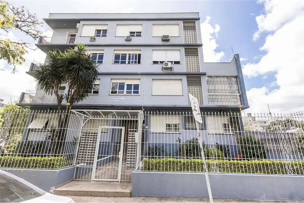 Foto 2 de Apartamento com 2 quartos à venda, 76m2 em Santana, Porto Alegre - RS