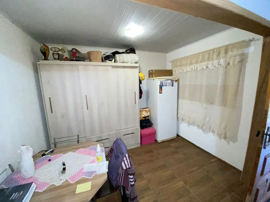 Casa com 2 quartos à venda, 60m2 em Costa e Silva, Porto Alegre - RS - imagem 8 Foto 8 de Casa com 2 quartos à venda, 60m2 em Costa e Silva, Porto Alegre - RS