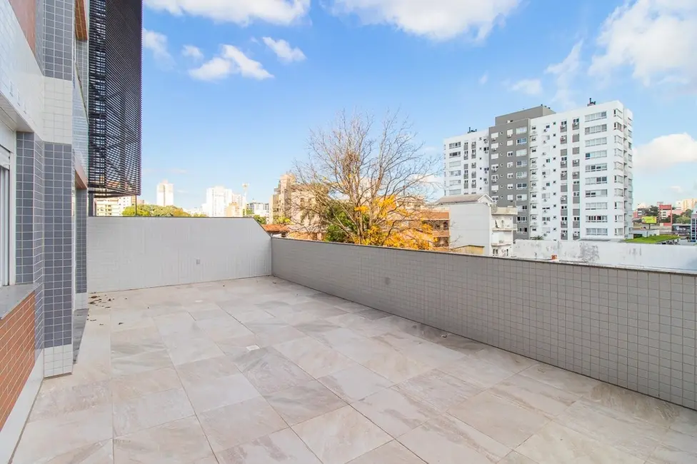 Foto 3 de Apartamento com 2 quartos à venda, 104m2 em Vila Ipiranga, Porto Alegre - RS