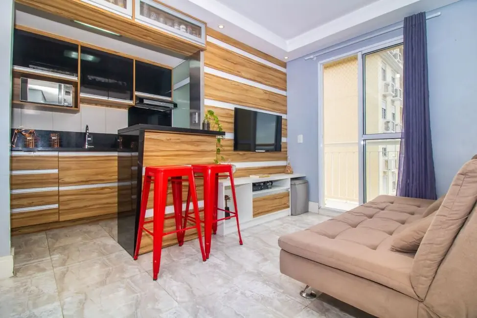 Foto 3 de Apartamento com 2 quartos à venda, 51m2 em São Sebastião, Porto Alegre - RS