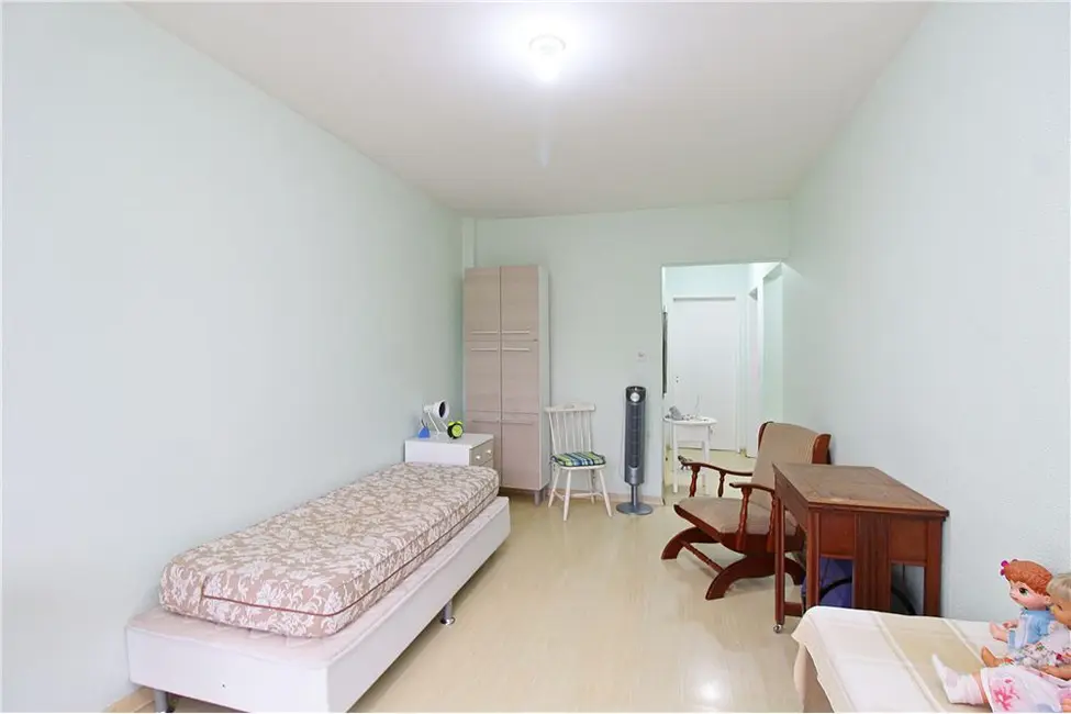 Apartamento com 1 quarto à venda, 54m2 em Centro Histórico, Porto Alegre - RS - imagem 9 Foto 9 de Apartamento com 1 quarto à venda, 54m2 em Centro Histórico, Porto Alegre - RS