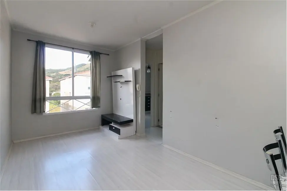 Foto 2 de Apartamento com 2 quartos à venda, 43m2 em Protásio Alves, Porto Alegre - RS