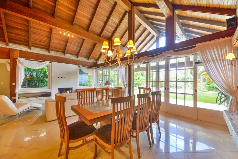 Casa com 3 quartos à venda, 400m2 em Ponta Grossa, Porto Alegre - RS - imagem 7 Foto 7 de Casa com 3 quartos à venda, 400m2 em Ponta Grossa, Porto Alegre - RS