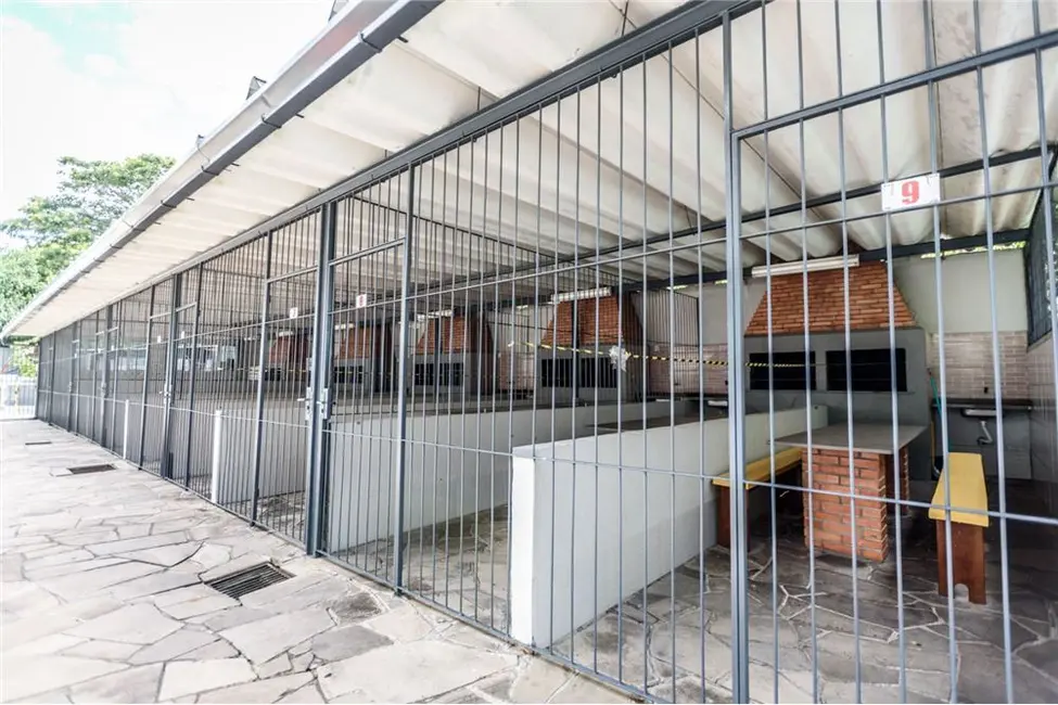 Foto 3 de Apartamento com 2 quartos à venda, 49m2 em Jardim Sabará, Porto Alegre - RS