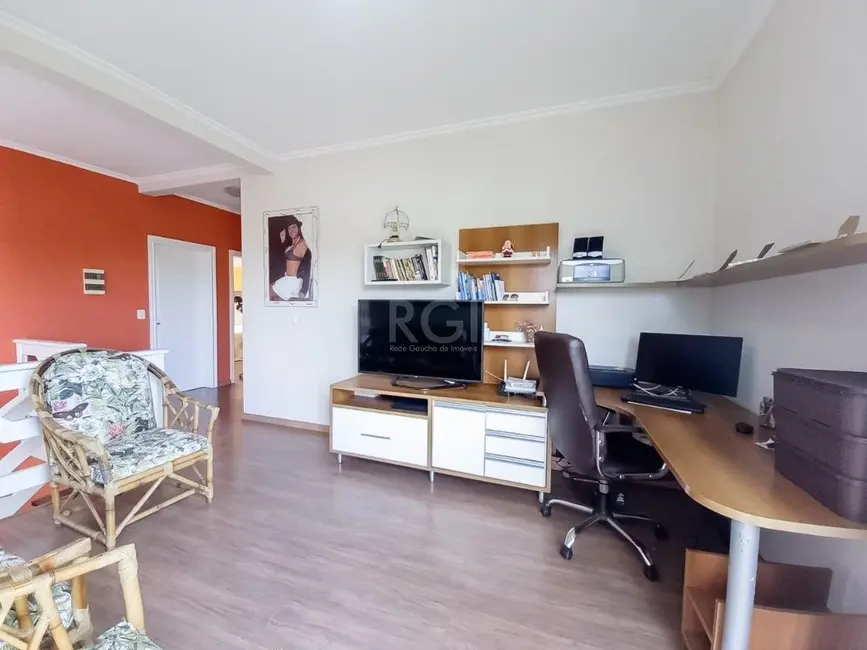 Casa com 3 quartos à venda, 230m2 em Parque da Matriz, Cachoeirinha - RS - imagem 9 Foto 9 de Casa com 3 quartos à venda, 230m2 em Parque da Matriz, Cachoeirinha - RS