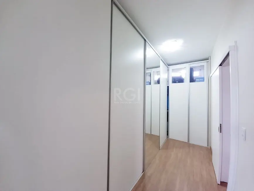 Casa com 3 quartos à venda, 230m2 em Parque da Matriz, Cachoeirinha - RS - imagem 8 Foto 8 de Casa com 3 quartos à venda, 230m2 em Parque da Matriz, Cachoeirinha - RS