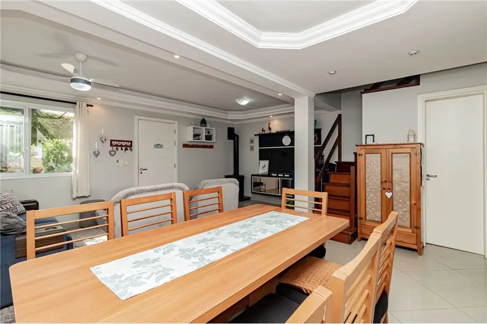 Casa com 3 quartos à venda, 190m2 em Protásio Alves, Porto Alegre - RS - imagem 5 Foto 5 de Casa com 3 quartos à venda, 190m2 em Protásio Alves, Porto Alegre - RS