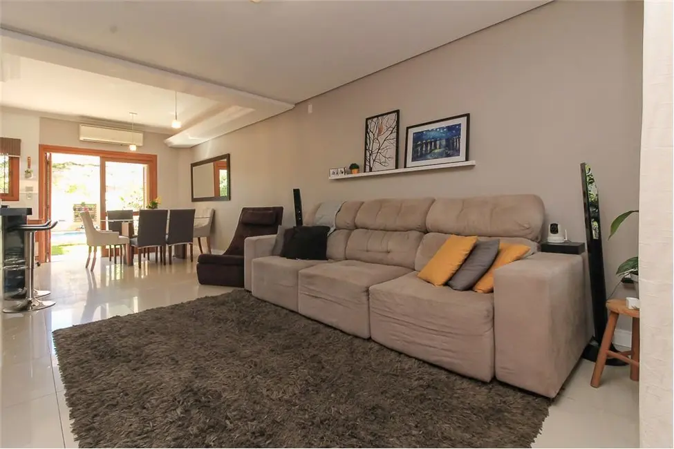 Casa com 3 quartos à venda, 131m2 em Espírito Santo, Porto Alegre - RS - imagem 6 Foto 6 de Casa com 3 quartos à venda, 131m2 em Espírito Santo, Porto Alegre - RS