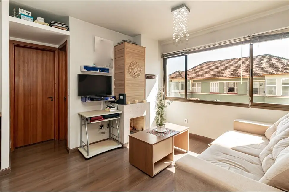 Foto 4 de Apartamento com 1 quarto à venda, 47m2 em São João, Porto Alegre - RS