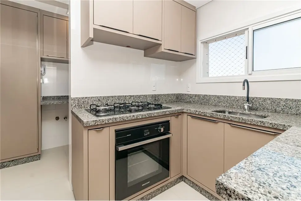 Apartamento com 2 quartos à venda, 71m2 em Vila Ipiranga, Porto Alegre - RS - imagem 8 Foto 8 de Apartamento com 2 quartos à venda, 71m2 em Vila Ipiranga, Porto Alegre - RS