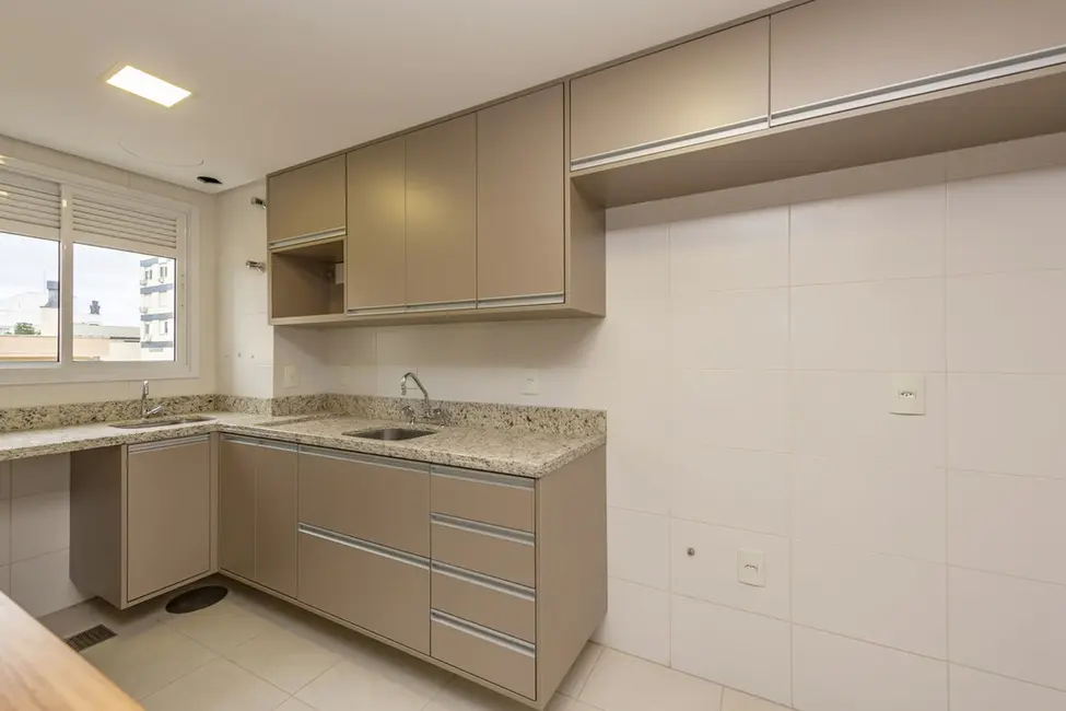 Foto 5 de Apartamento com 3 quartos à venda, 65m2 em Petrópolis, Porto Alegre - RS