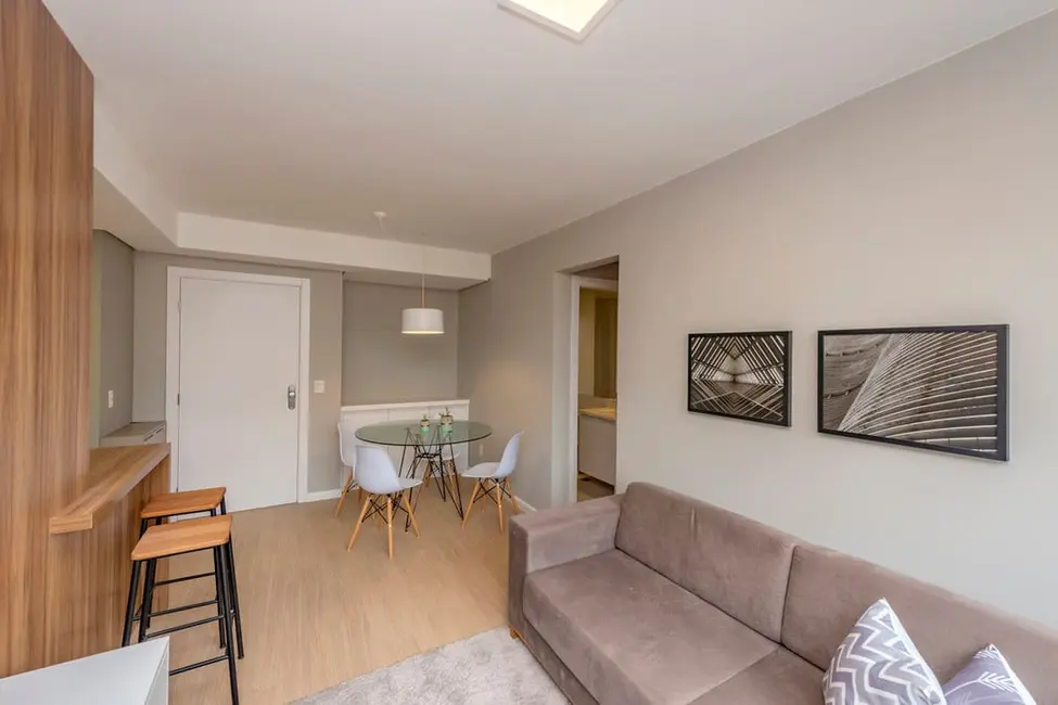 Apartamento com 3 quartos à venda, 65m2 em Petrópolis, Porto Alegre - RS - imagem 3 Foto 3 de Apartamento com 3 quartos à venda, 65m2 em Petrópolis, Porto Alegre - RS