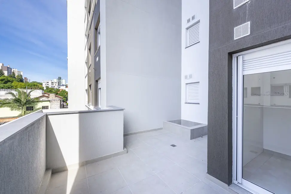 Apartamento com 2 quartos à venda, 65m2 em Higienópolis, Porto Alegre - RS - imagem 6 Foto 6 de Apartamento com 2 quartos à venda, 65m2 em Higienópolis, Porto Alegre - RS