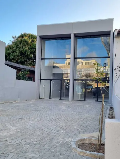 Foto 8 de Loja à venda, 141m2 em Passo da Areia, Porto Alegre - RS