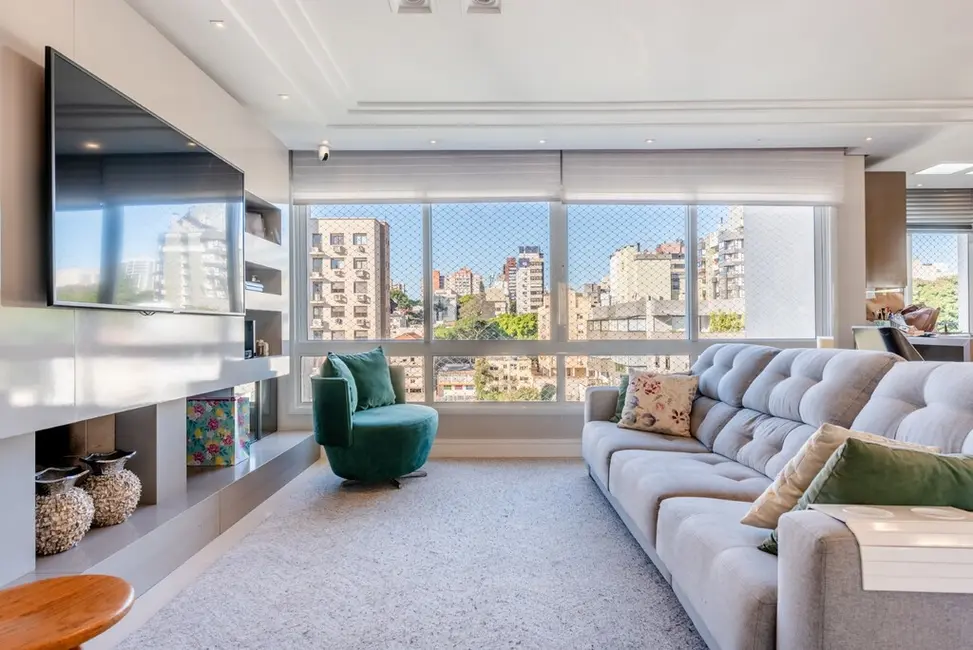 Apartamento com 3 quartos à venda, 136m2 em Auxiliadora, Porto Alegre - RS - imagem 8 Foto 8 de Apartamento com 3 quartos à venda, 136m2 em Auxiliadora, Porto Alegre - RS