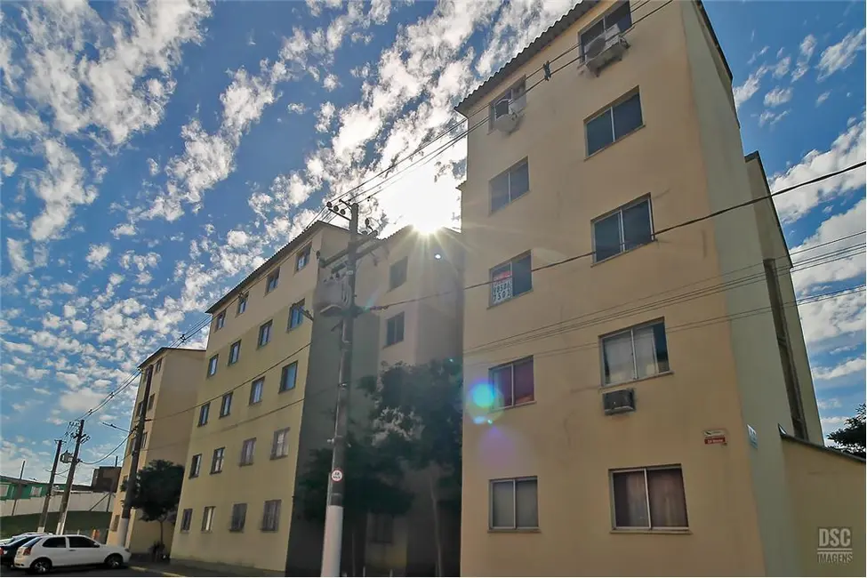 Foto 2 de Apartamento com 2 quartos à venda, 43m2 em Vila Nova, Porto Alegre - RS