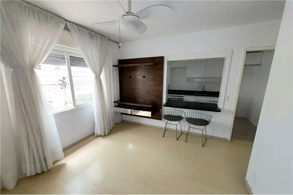 Foto 6 de Apartamento com 2 quartos à venda, 45m2 em Camaquã, Porto Alegre - RS