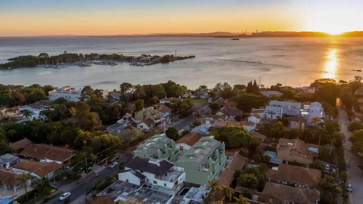 Foto 8 de Casa com 4 quartos à venda, 300m2 em Vila Assunção, Porto Alegre - RS