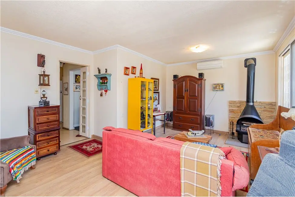 Foto 3 de Casa com 5 quartos à venda, 239m2 em Hípica, Porto Alegre - RS