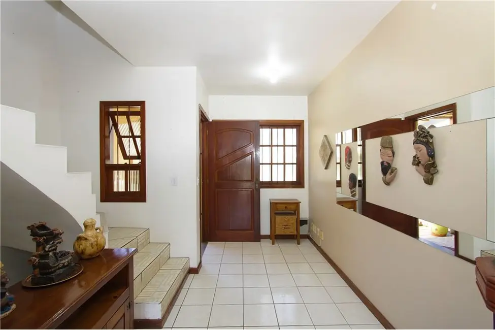 Casa com 2 quartos à venda, 89m2 em Santa Isabel, Viamao - RS - imagem 6 Foto 6 de Casa com 2 quartos à venda, 89m2 em Santa Isabel, Viamao - RS