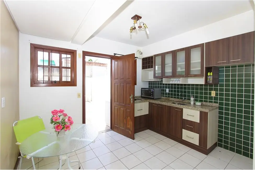 Casa com 2 quartos à venda, 89m2 em Santa Isabel, Viamao - RS - imagem 8 Foto 8 de Casa com 2 quartos à venda, 89m2 em Santa Isabel, Viamao - RS
