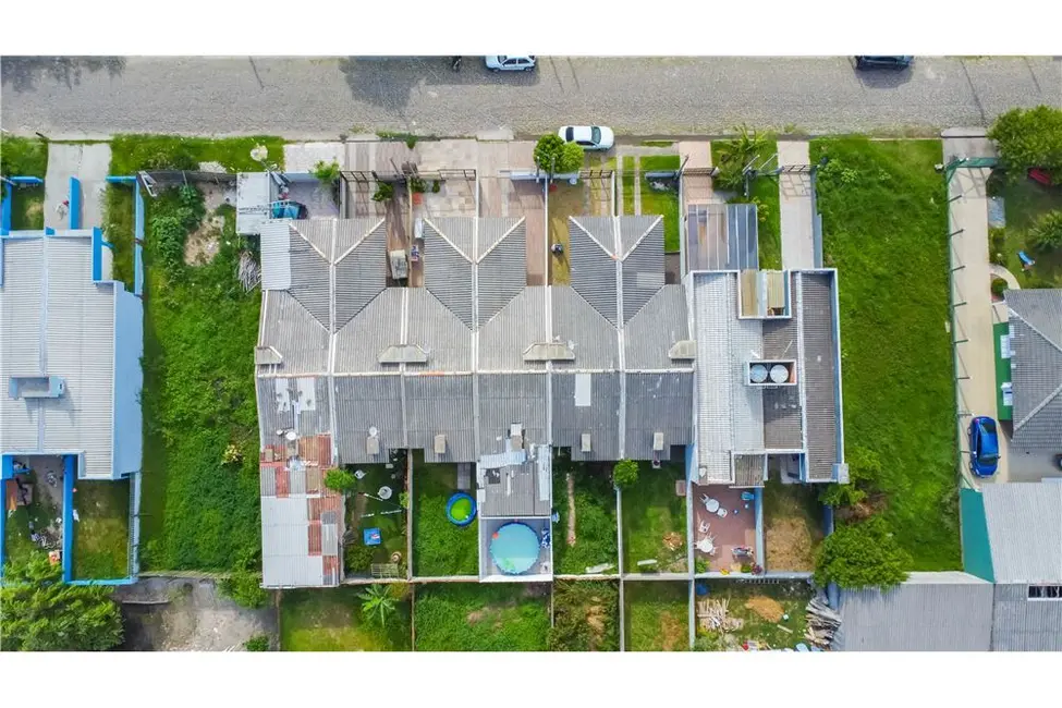 Foto 26 de Casa com 2 quartos à venda, 65m2 em Tramandai - RS