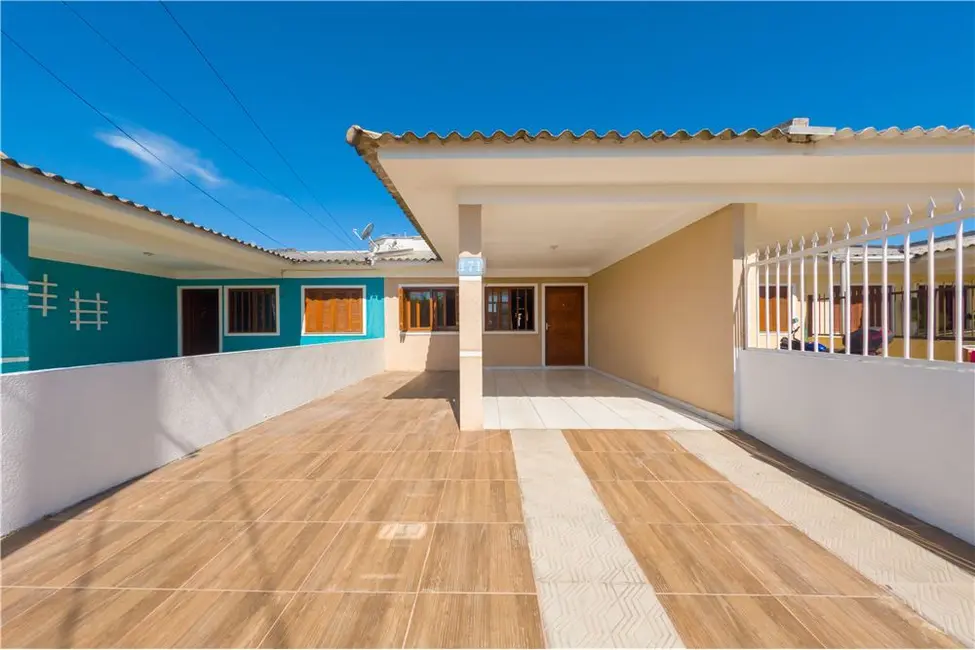 Foto 3 de Casa com 2 quartos à venda, 65m2 em Tramandai - RS