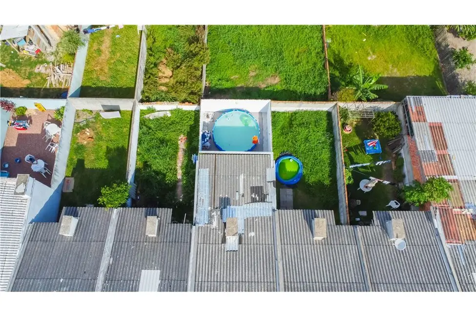 Foto 25 de Casa com 2 quartos à venda, 65m2 em Tramandai - RS