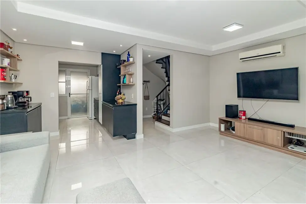 Foto 5 de Casa com 3 quartos à venda, 144m2 em Sarandi, Porto Alegre - RS