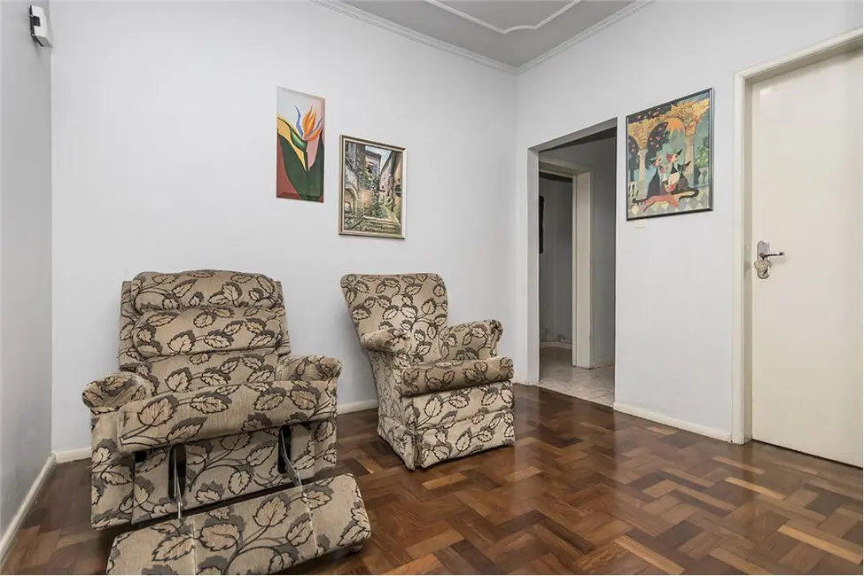 Casa com 7 quartos à venda, 425m2 em Jardim Itu, Porto Alegre - RS - imagem 4 Foto 4 de Casa com 7 quartos à venda, 425m2 em Jardim Itu, Porto Alegre - RS