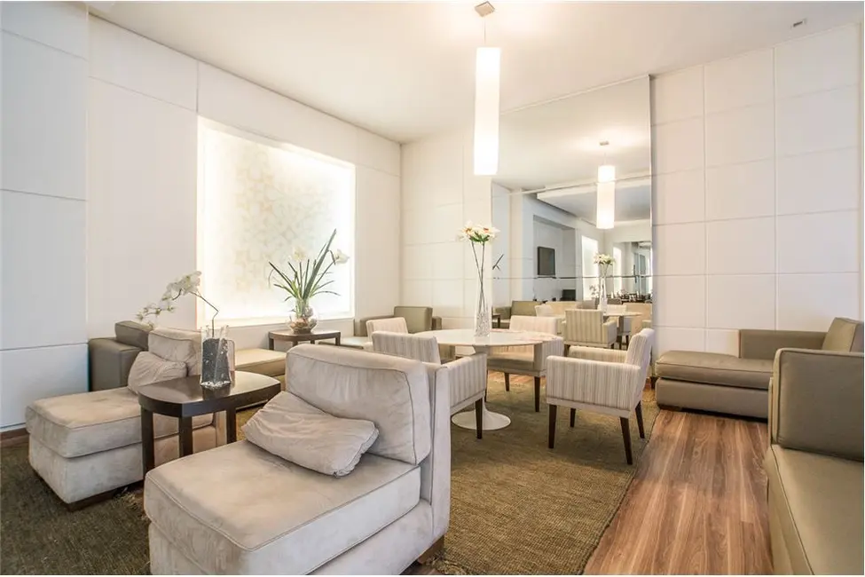 Apartamento com 1 quarto à venda, 54m2 em Jardim Europa, Porto Alegre - RS - imagem 4 Foto 4 de Apartamento com 1 quarto à venda, 54m2 em Jardim Europa, Porto Alegre - RS