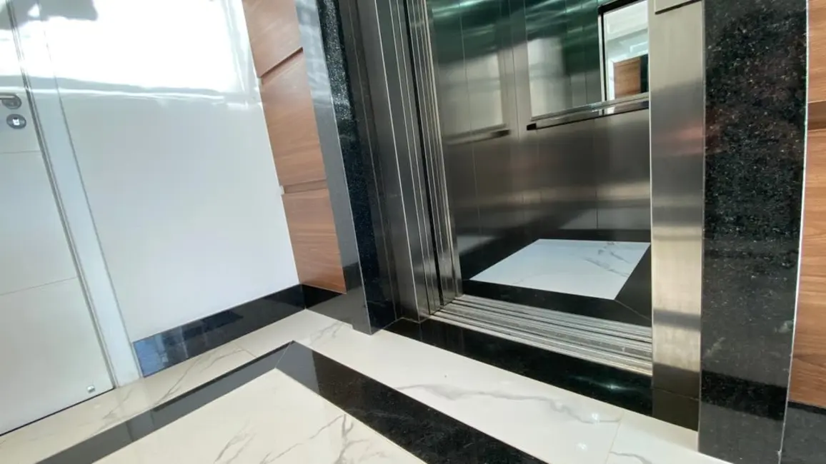 Apartamento com 2 quartos à venda, 70m2 em Petrópolis, Porto Alegre - RS - imagem 8 Foto 8 de Apartamento com 2 quartos à venda, 70m2 em Petrópolis, Porto Alegre - RS