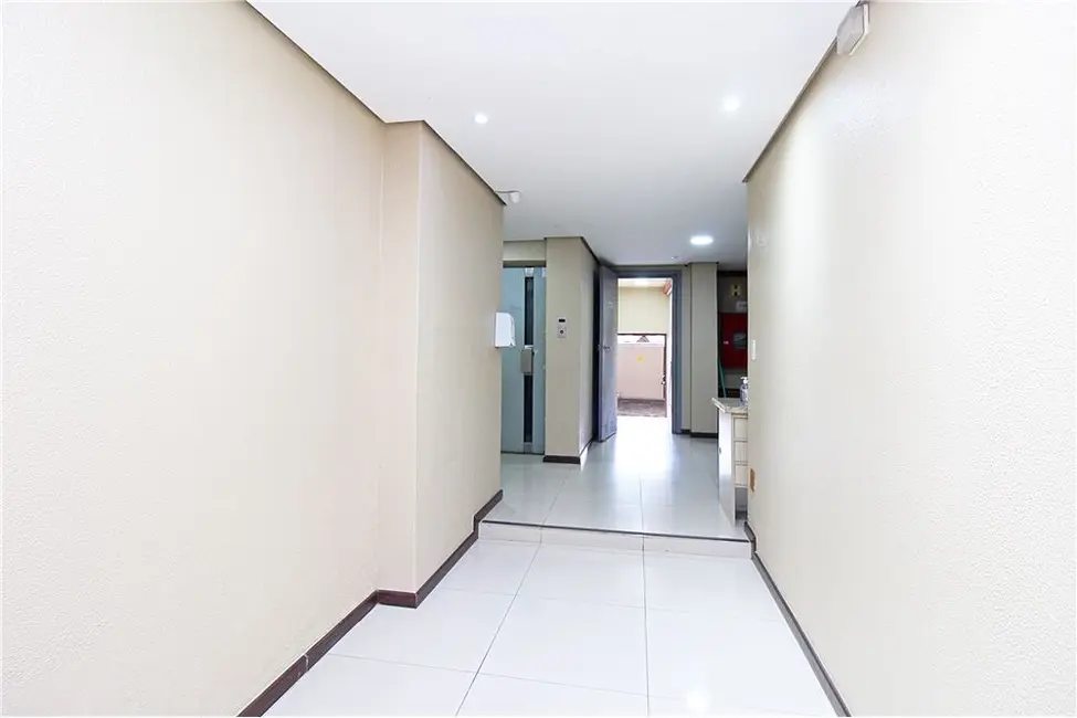 Foto 2 de Apartamento com 1 quarto à venda, 46m2 em Partenon, Porto Alegre - RS