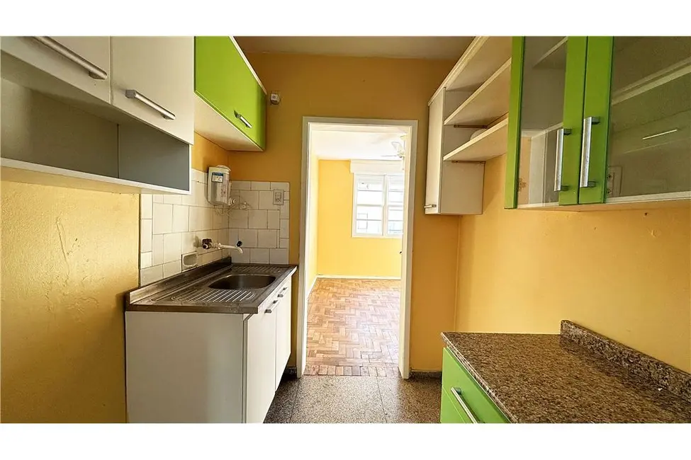 Apartamento com 2 quartos à venda, 52m2 em Teresópolis, Porto Alegre - RS - imagem 5 Foto 5 de Apartamento com 2 quartos à venda, 52m2 em Teresópolis, Porto Alegre - RS