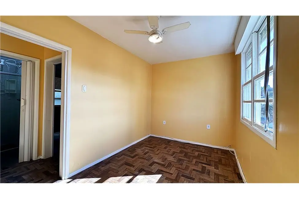 Apartamento com 2 quartos à venda, 52m2 em Teresópolis, Porto Alegre - RS - imagem 9 Foto 9 de Apartamento com 2 quartos à venda, 52m2 em Teresópolis, Porto Alegre - RS