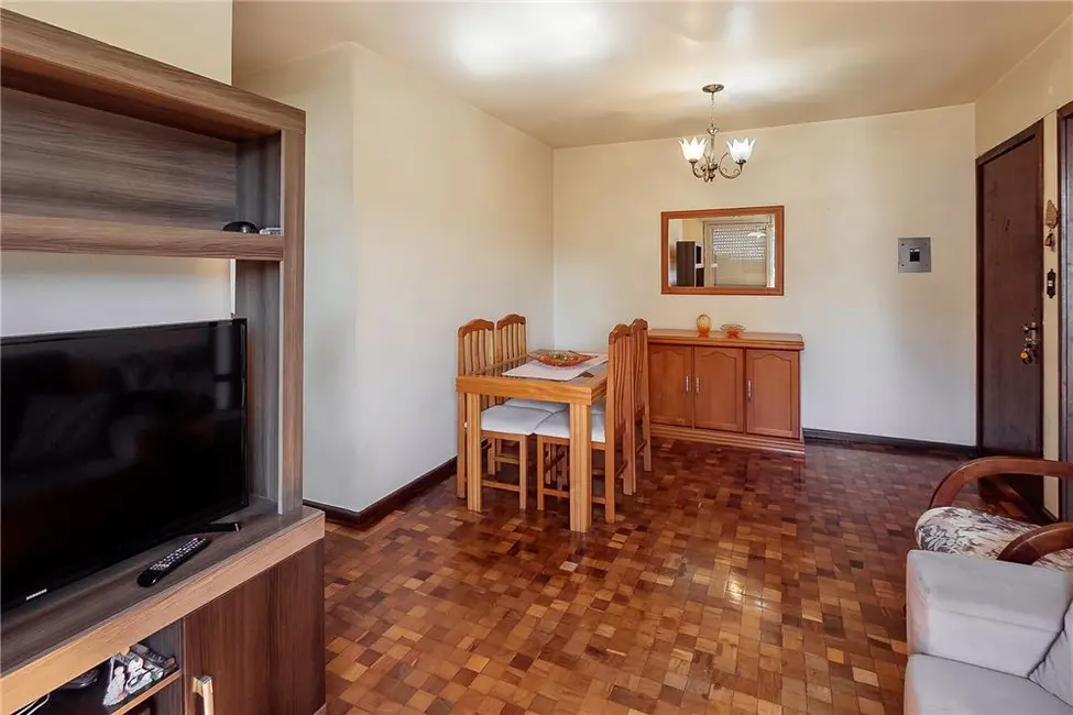 Apartamento com 2 quartos à venda, 58m2 em Passo da Areia, Porto Alegre - RS - imagem 3 Foto 3 de Apartamento com 2 quartos à venda, 58m2 em Passo da Areia, Porto Alegre - RS