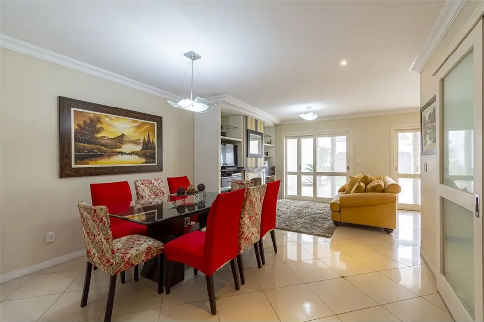 Casa com 4 quartos à venda, 500m2 em Canoas - RS - imagem 4 Foto 4 de Casa com 4 quartos à venda, 500m2 em Canoas - RS