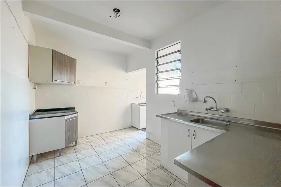 Foto 5 de Apartamento com 2 quartos à venda, 60m2 em São João, Porto Alegre - RS