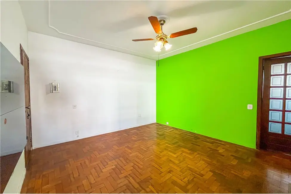 Foto 3 de Apartamento com 2 quartos à venda, 60m2 em São João, Porto Alegre - RS